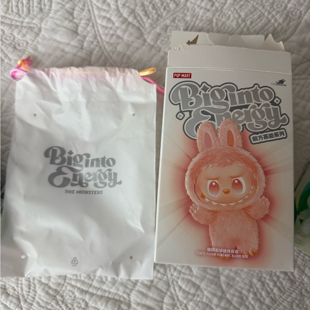 Pop Mart The Monsters Big Into Energy Series “Serenity” Plush + Box + Card + Bag - Picture 2 of 6
